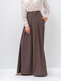 The Metropolitan Wide-Leg Statement Gray Pant
