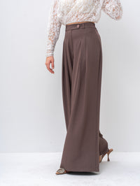 The Metropolitan Wide-Leg Statement Gray Pant