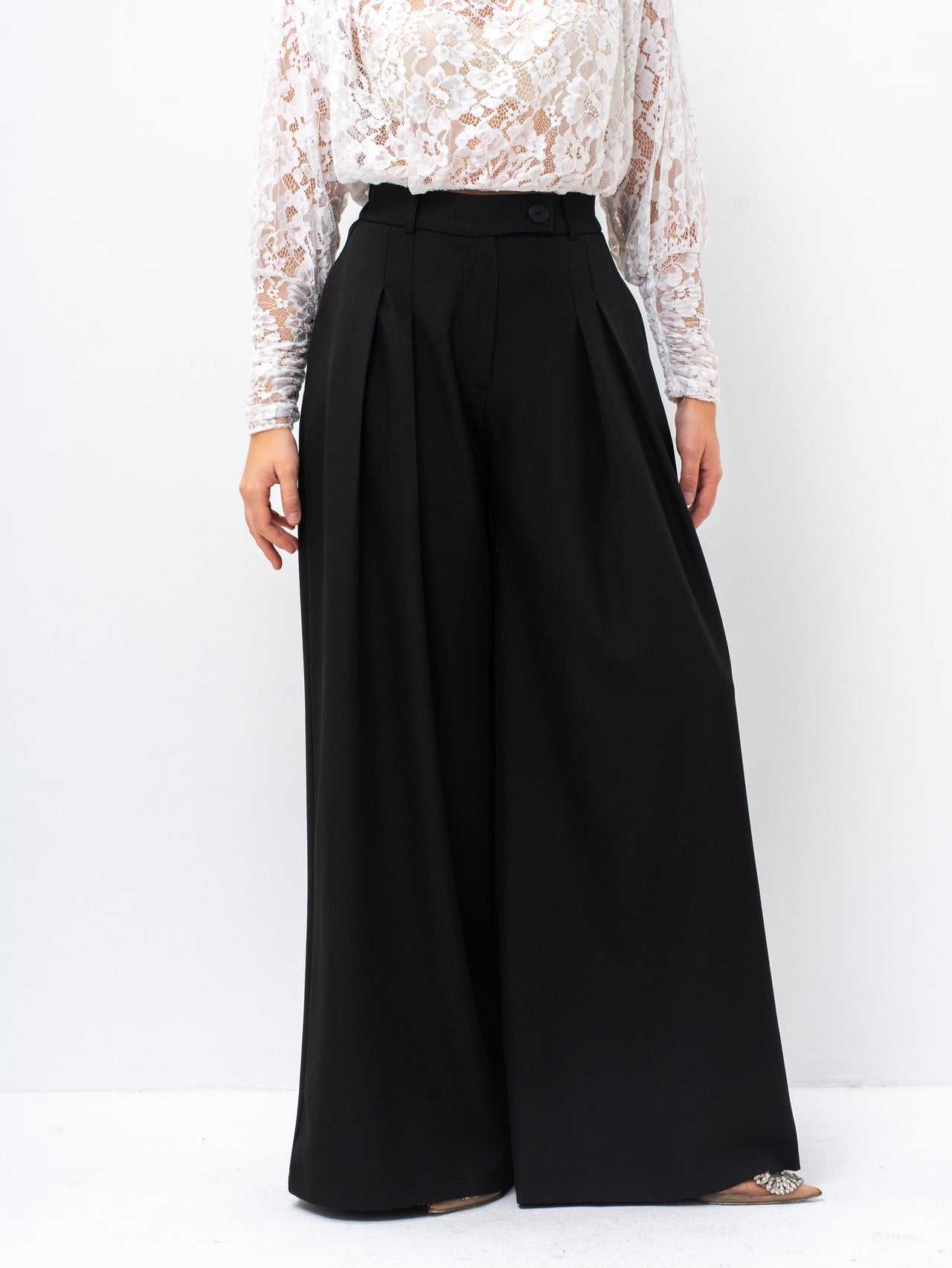 The Metropolitan Wide-Leg Statement Black Pant
