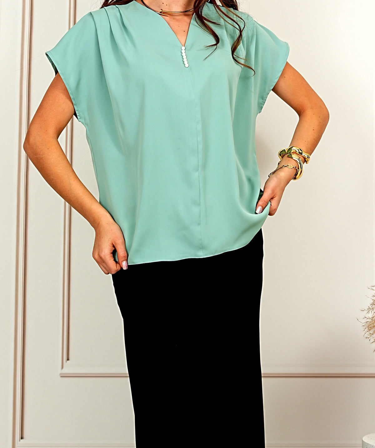 Elegant Drapey Green&nbsp; V-Neck Cap Sleeve Blouse