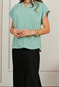 Elegant Drapey Green&nbsp; V-Neck Cap Sleeve Blouse