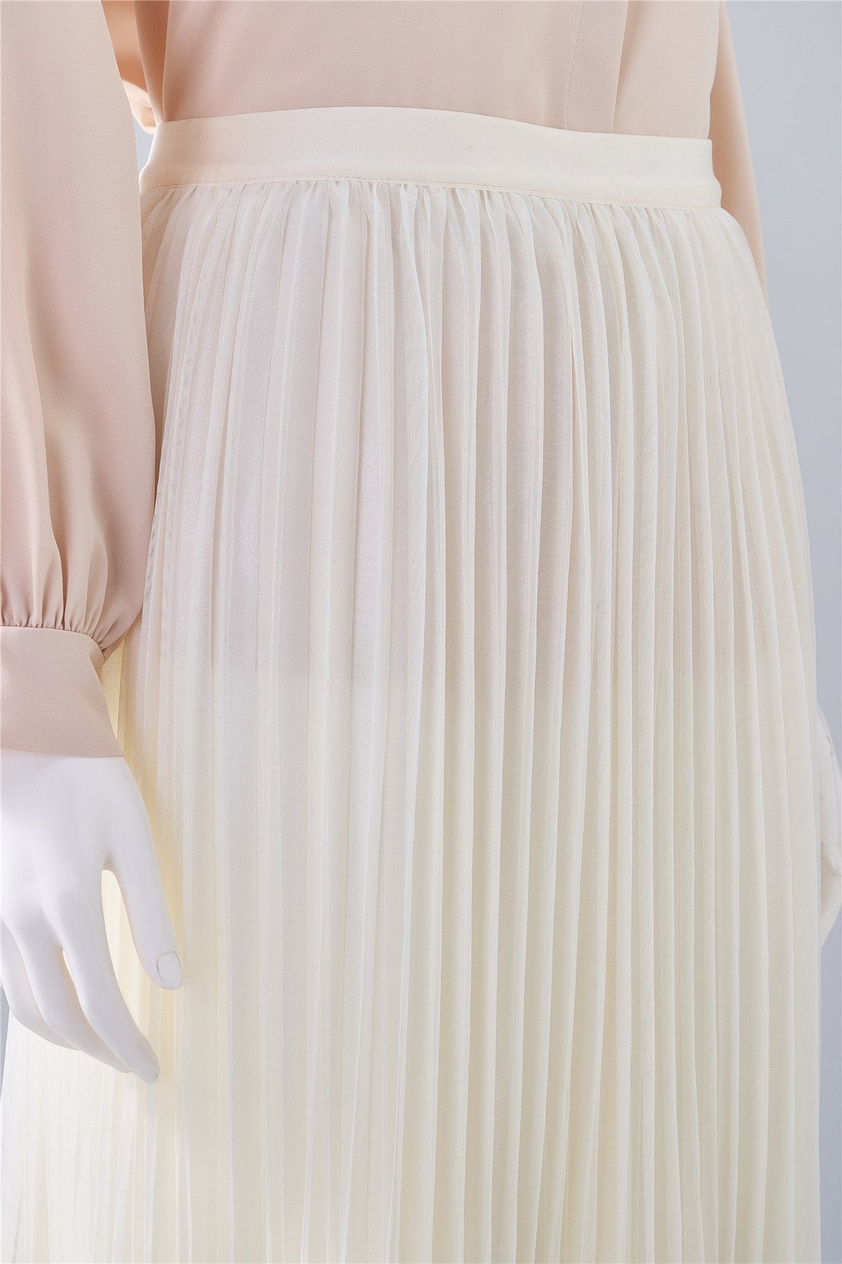 Ivory Pleated Ruffle-Hem Midi Skirt — Image 5